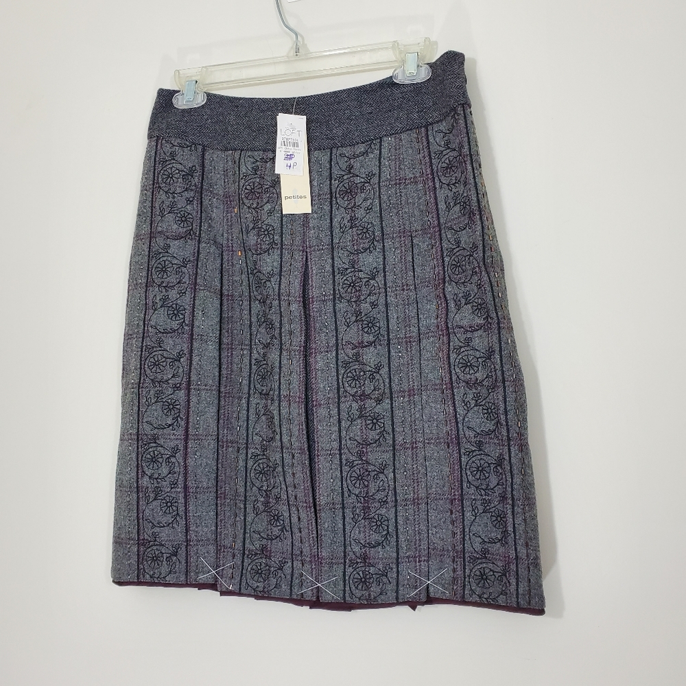 Loft Wool Gray Pleated Skirt, Size 4P